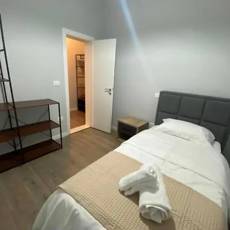Aparthotel Avenue 05 *